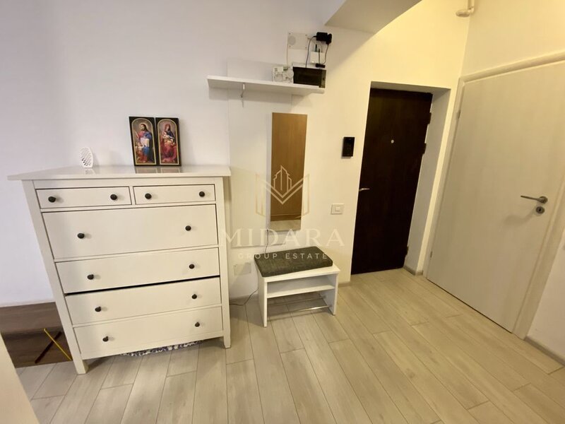 Sun Plaza, garsoniera, bloc 2019, metrou 3 min., 450 €.